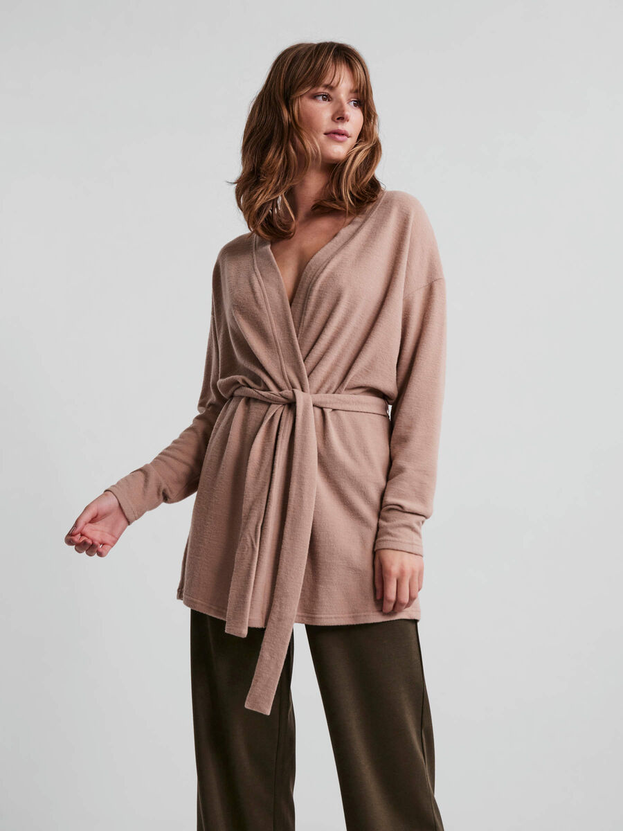 Pieces TAILLENGÜRTEL STRICKJACKE, Warm Taupe, highres - 17119463_WarmTaupe_003.jpg