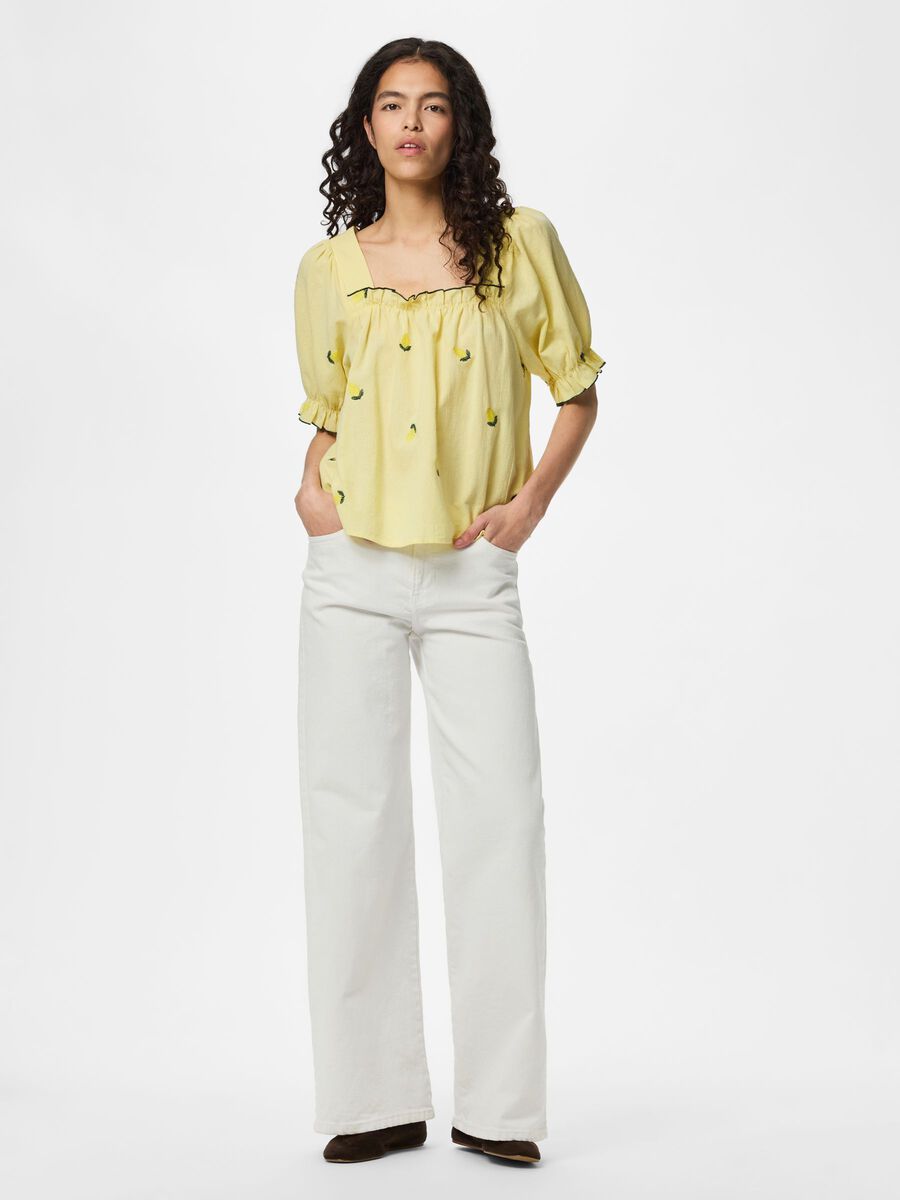 Product carousel image - PCSELENA  SHORT SLEEVED TOP, Pale Banana | 1