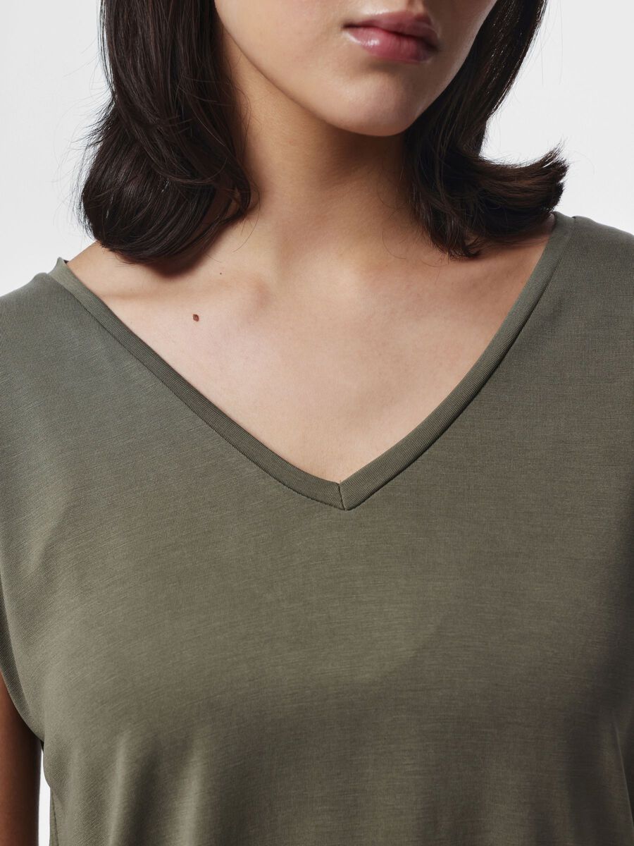 Carousel image - PCKAMALA V-NECK T-SHIRT, Grape Leaf | 4