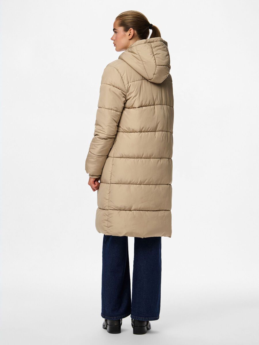 LONGLINE WATTIERTE JACKE | Braun | PIECES® Deutschland