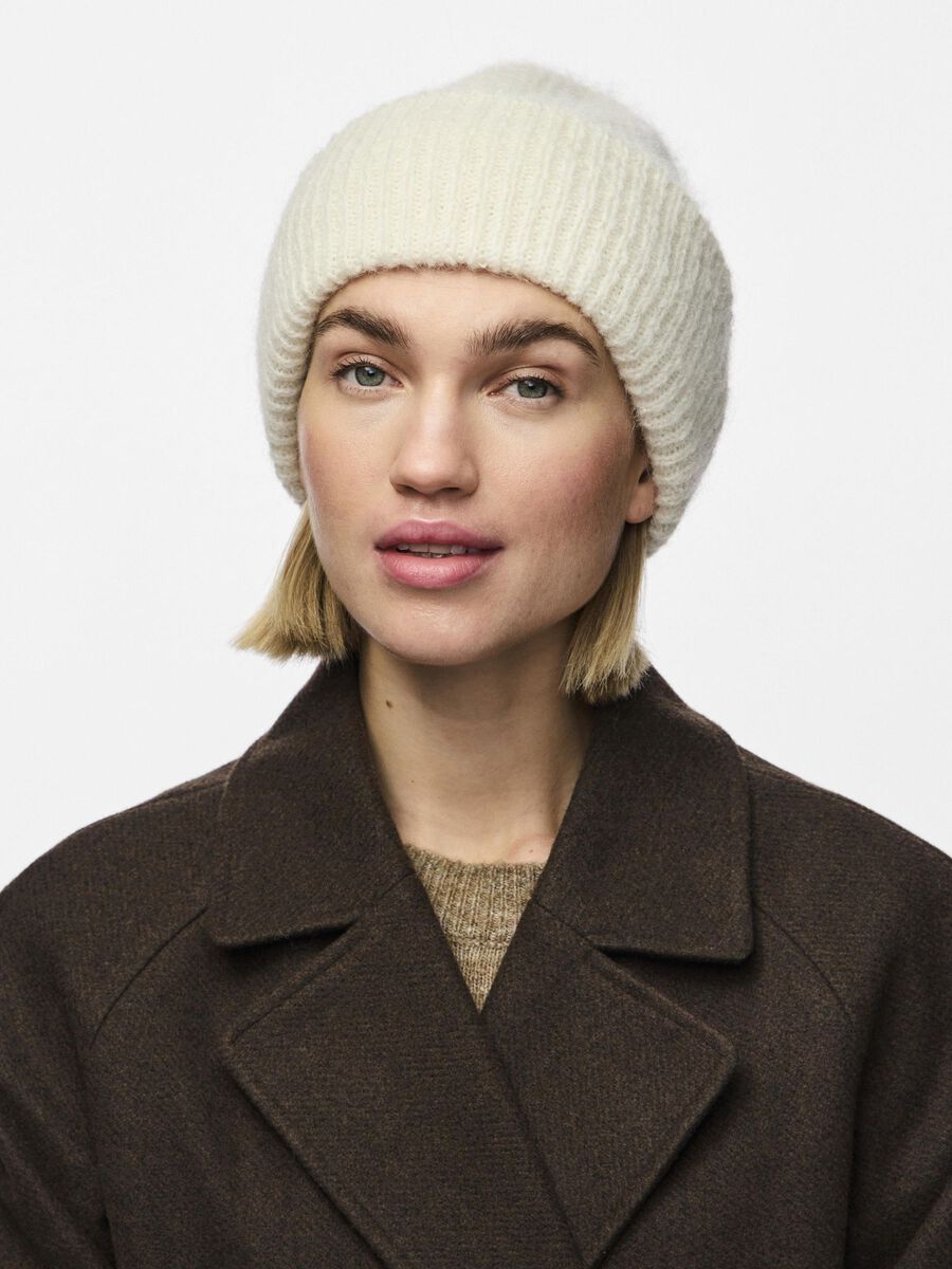 Pieces PCBERA BEANIE, Cloud Dancer, highres - 17110321_CloudDancer_003.jpg