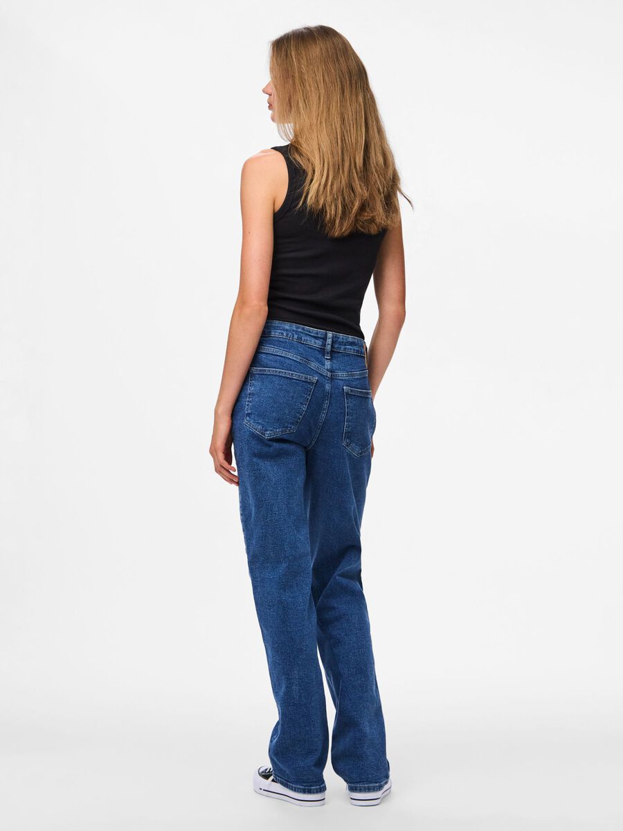 Carousel image - PCKELLY STRAIGHT FIT JEANS, Medium Blue Denim | 2