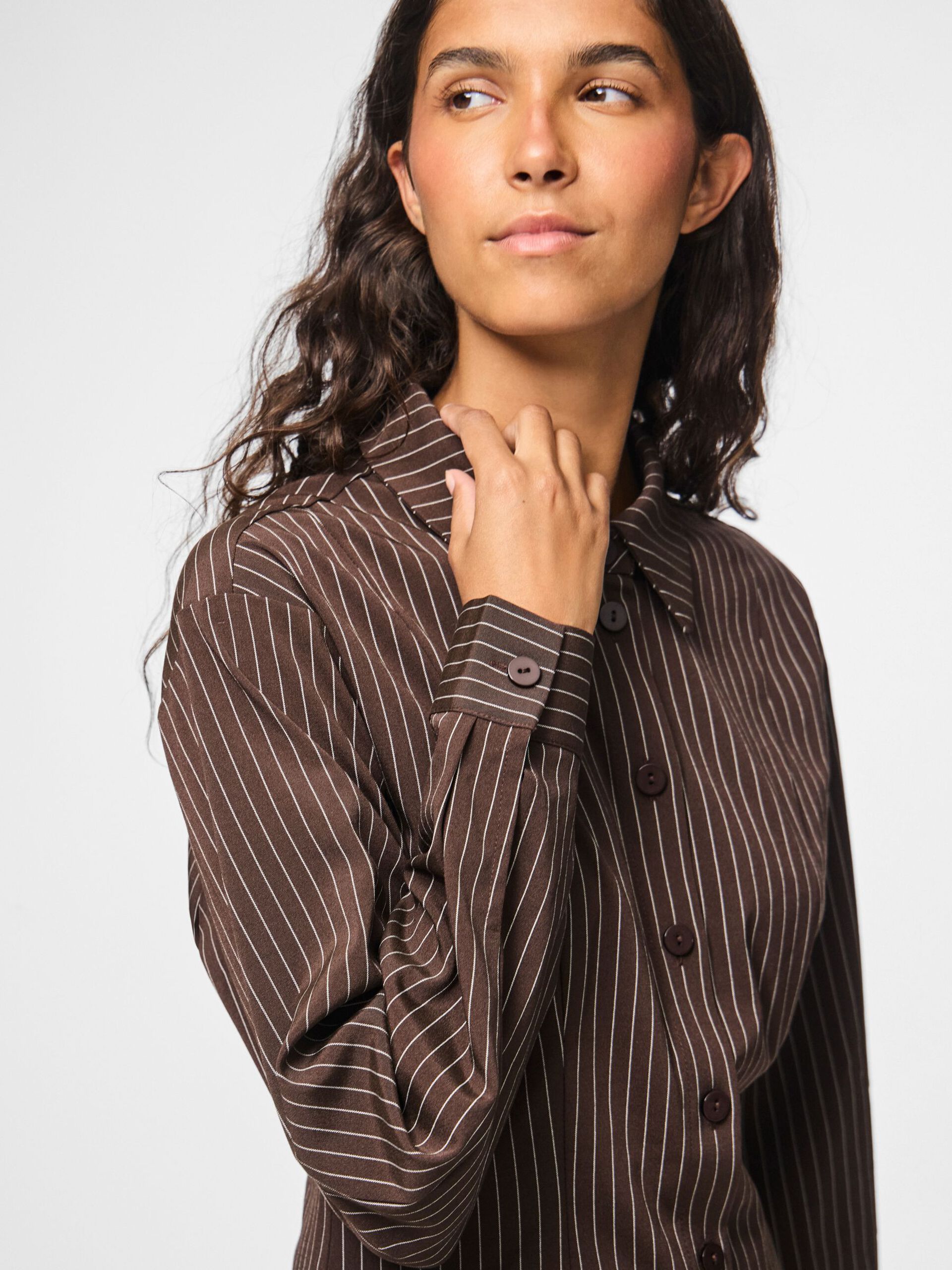 Carousel image - PCANJA FITTED SHIRT, Delicioso | 4