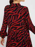 Pieces ZEBRA-PRINT VISCOSE SHIRT DRESS, Chili Oil, highres - 17106282_ChiliOil_784503_007.jpg