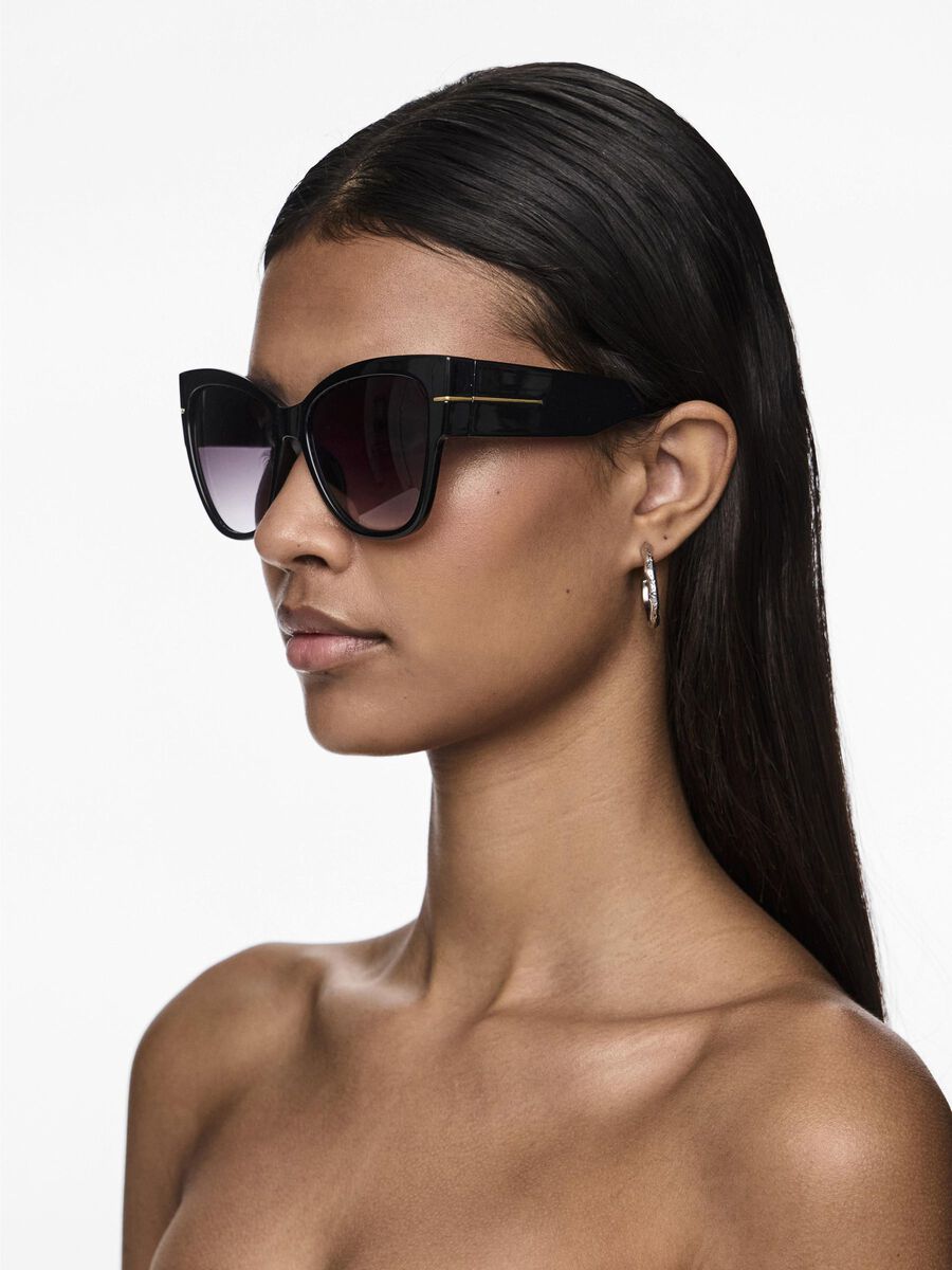 PCBILTANA SONNENBRILLE | Schwarz | PIECES® Deutschland