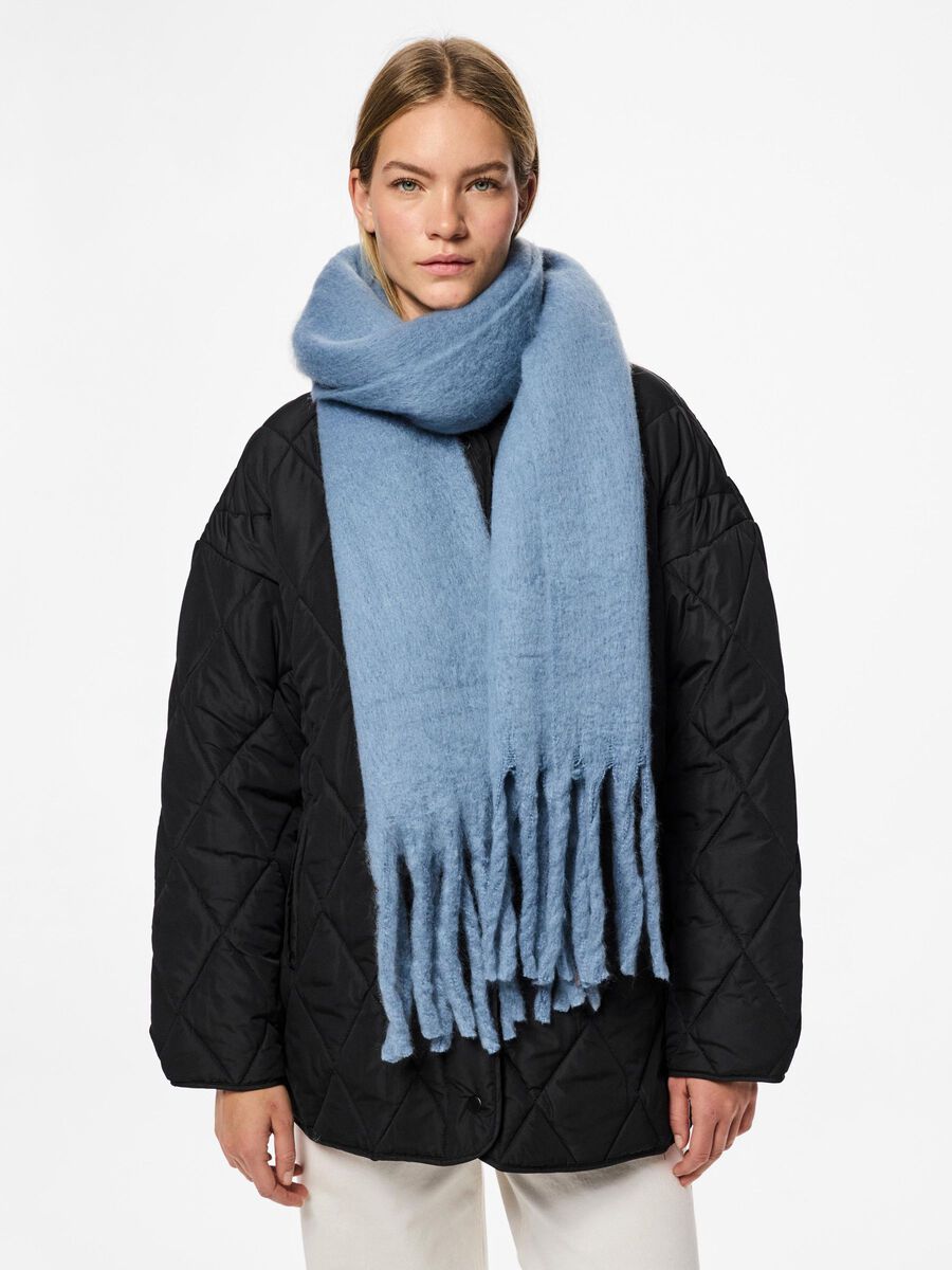 Pieces PCLYSNA LANGT TØRKLÆDE, Soft Chambray, highres - 17132356_SoftChambray_003.jpg