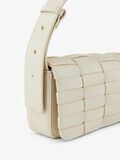 Pieces BRAIDED SHOULDER BAG, Fog, highres - 17113273_Fog_006.jpg