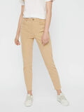 Pieces PCLEAH HW MOM JEANS, Warm Sand, highres - 17101783_WarmSand_003.jpg