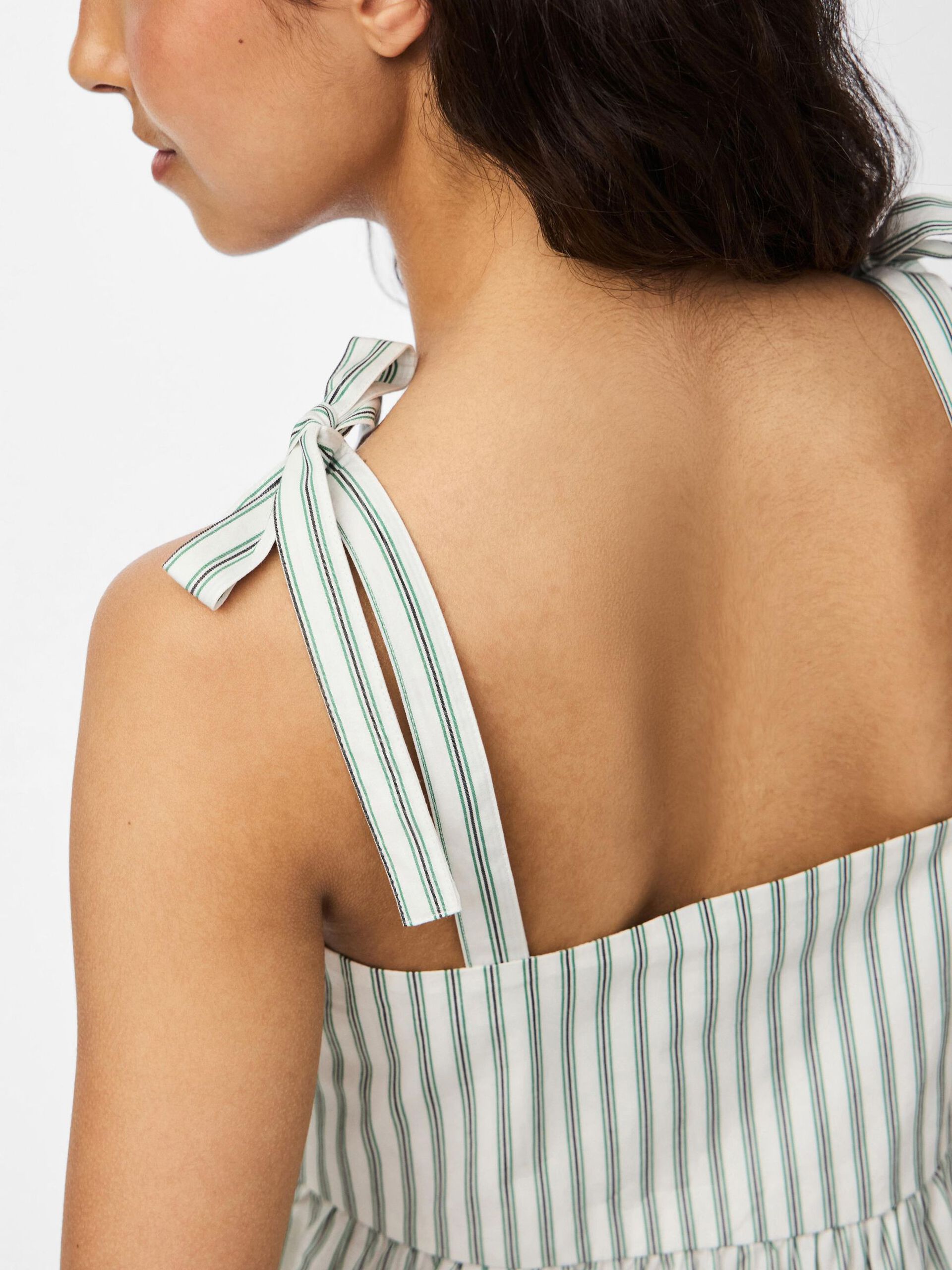 Carousel image - PCTAELYN STRAP TOP, Cloud Dancer | 4