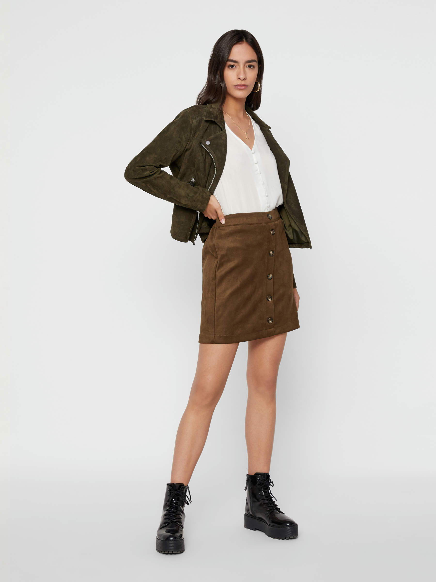 Green suede mini 2025 skirt