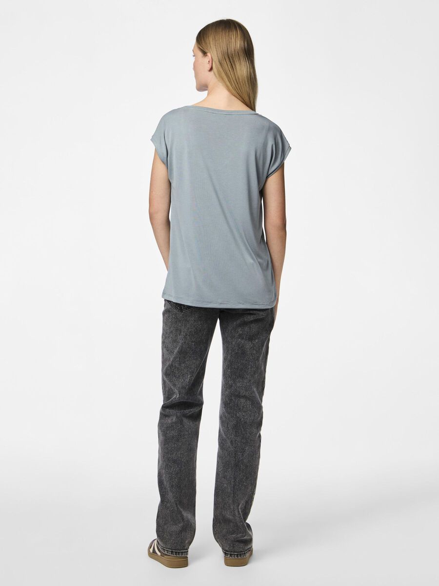 Carousel image - CAMISETA DE CUELLO EN PICO, Trooper | 2