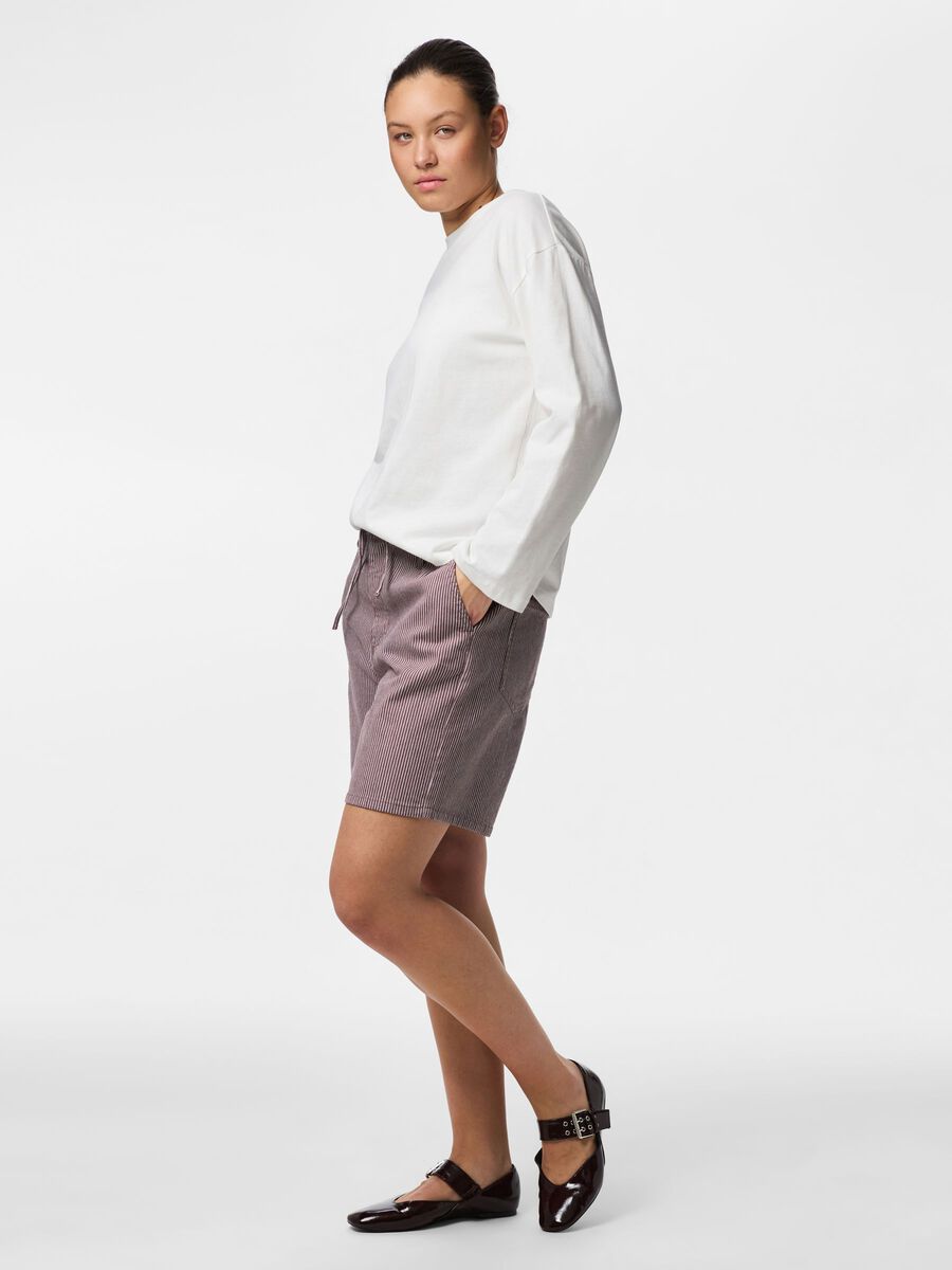 Carousel image - PCBILLO MW TIE  DENIM SHORTS, Sparrow | 3